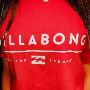 cropped billabong tee